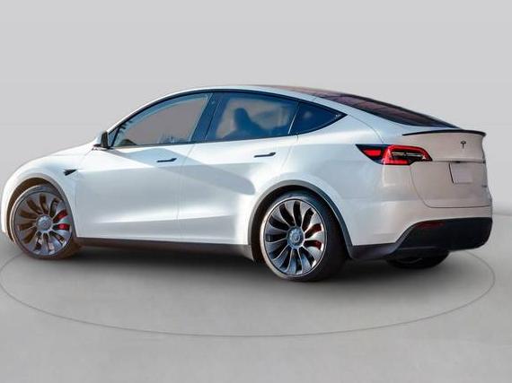 TESLA MODEL Y 2024 7SAYGDEE7RA223340 image TESLA MODEL Y 2024 7SAYGDEE7RA223340 image